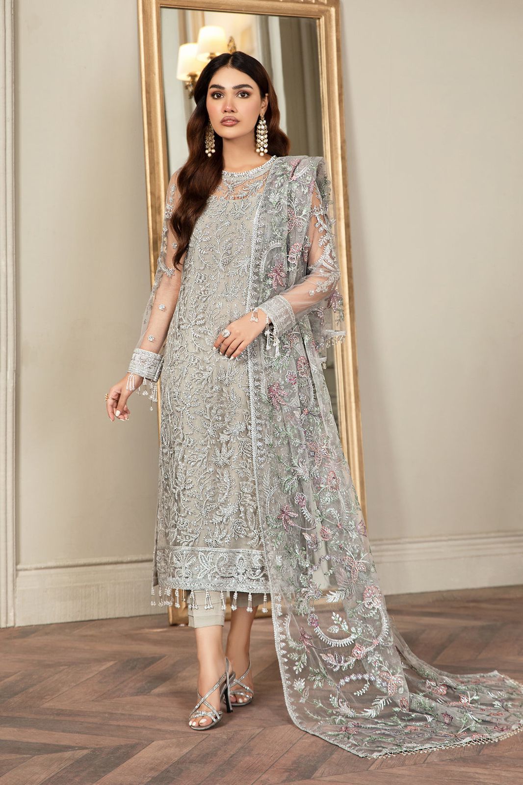 Casual Ladies Fancy Wear Kameez Party Wear Simple Wedding Dresses Pakistani Most Beautiful Fancy Outfits Ideas Casual Ladies Fancy Wear Kameez Party Wear Simple Wedding Dresses Pakistani Most Beautiful Fancy Outfits Ideas