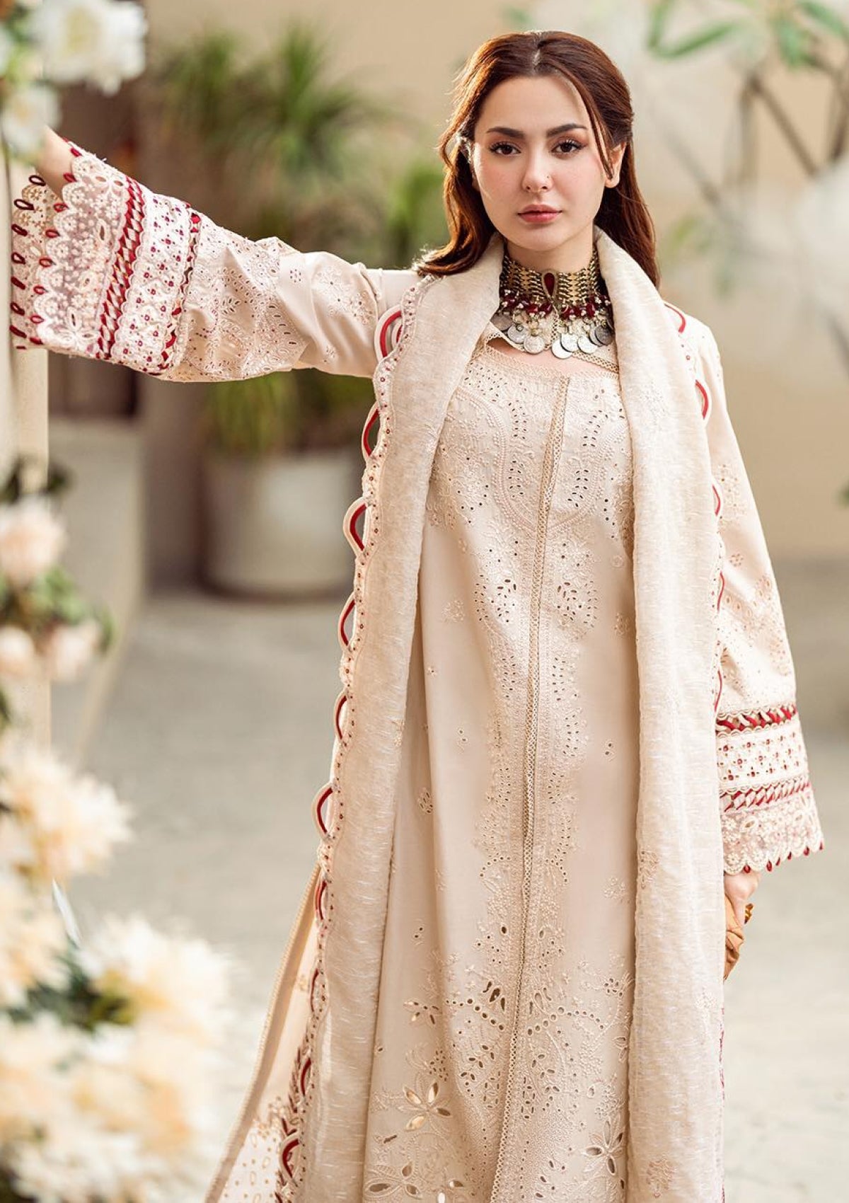 Best Lawn Dresses Online in Pakistan 