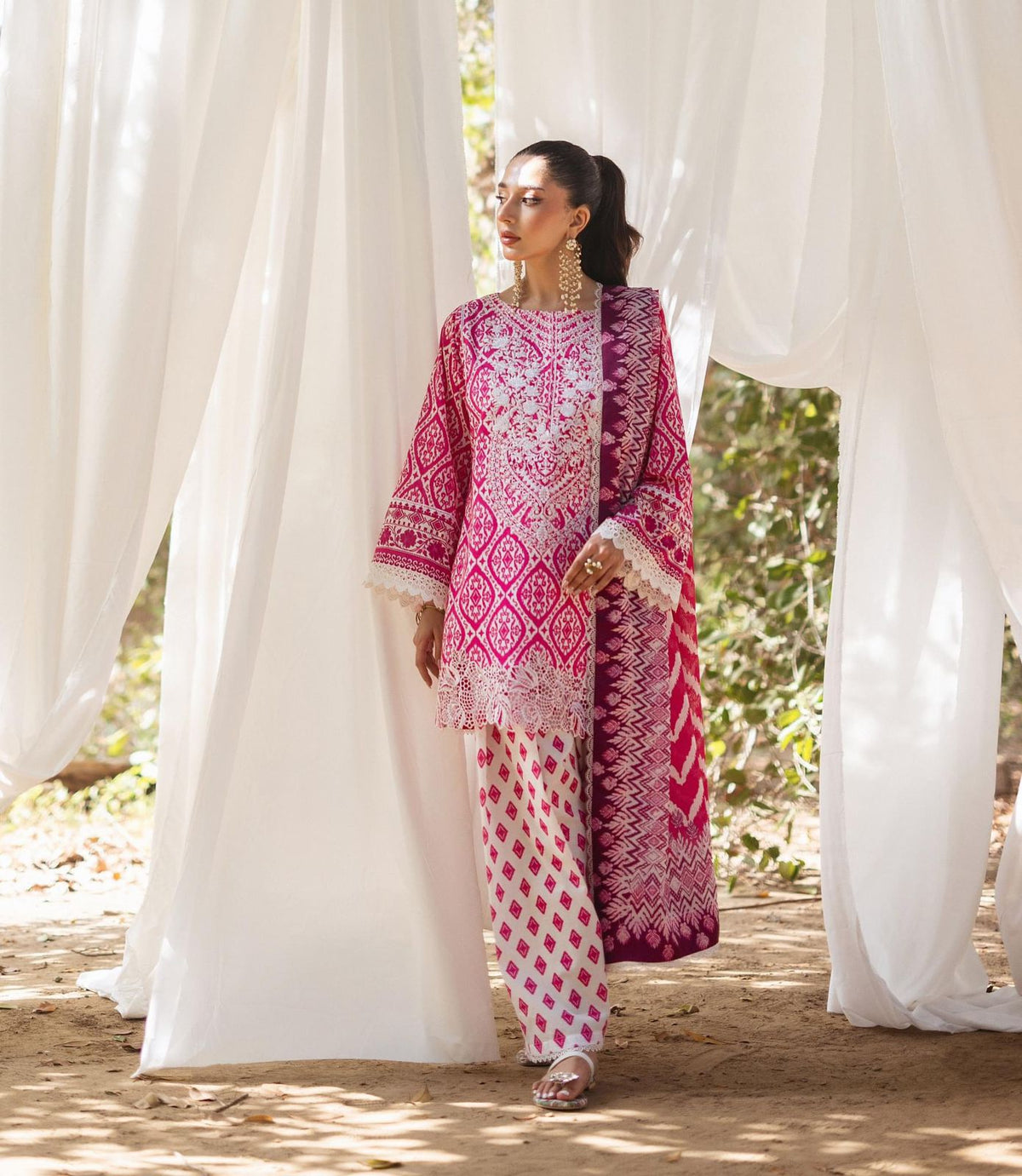 Zainab Chottani 2024 Lawn shocking pink