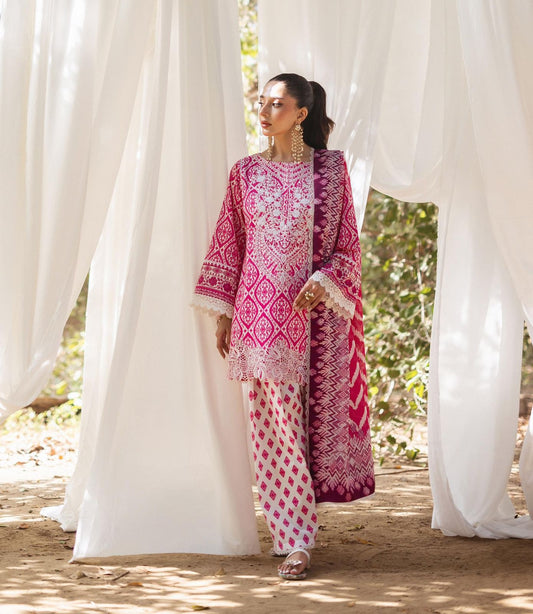 Zainab Chottani 2024 Lawn shocking pink