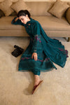 Best Lawn Dresses Online in Pakistan 
