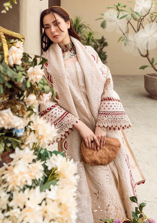 Best Lawn Dresses Online in Pakistan 