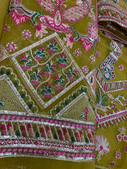 MNR MOHSIN NAVEED RANJHA NET GHARARA  Design No : 1371