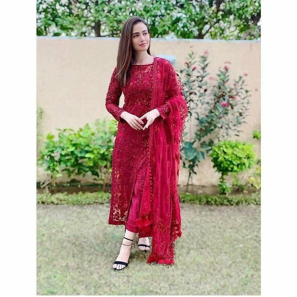 Sana Baloch - Simple Outfits Ideas Bye Sana Javed Pkistani... | Facebook